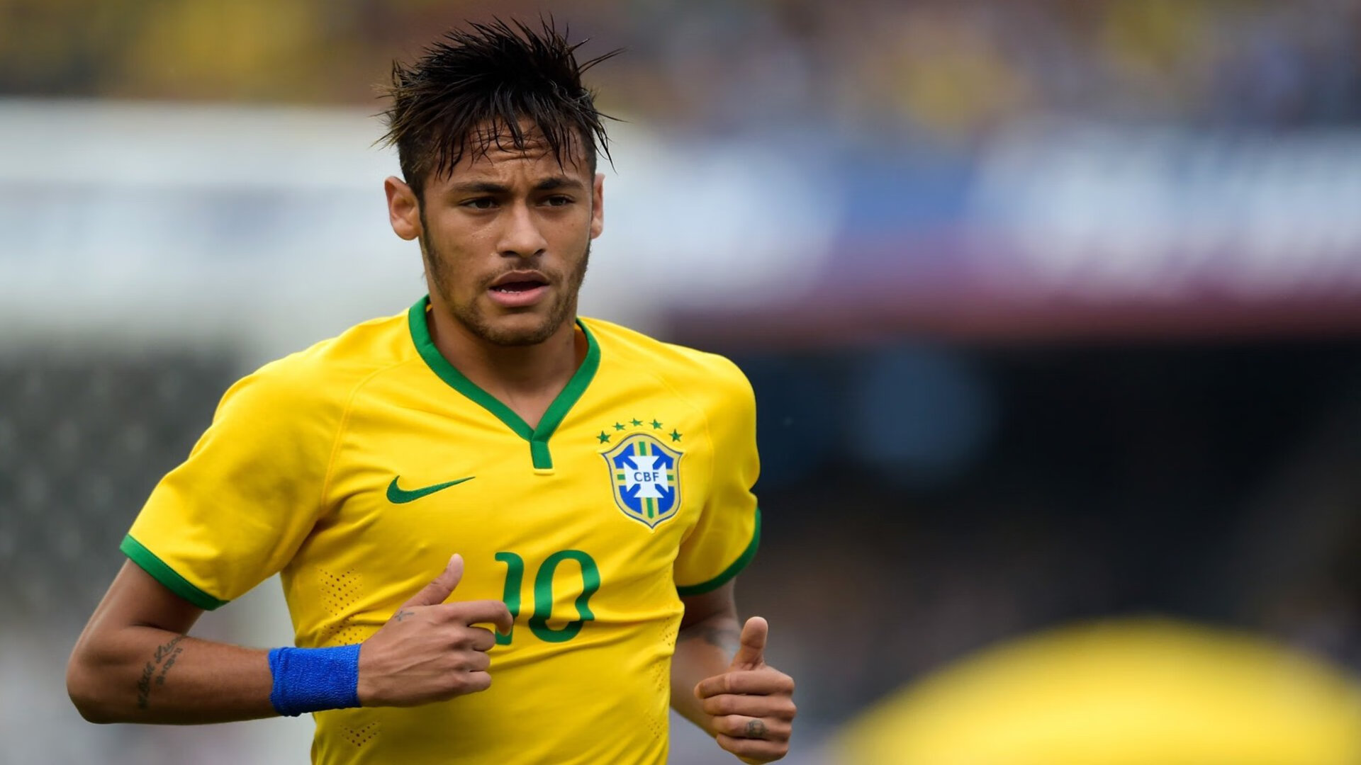 奥预赛中国青年队出战 球迷现场支持不断,中国青少年奥林匹克竞赛官网